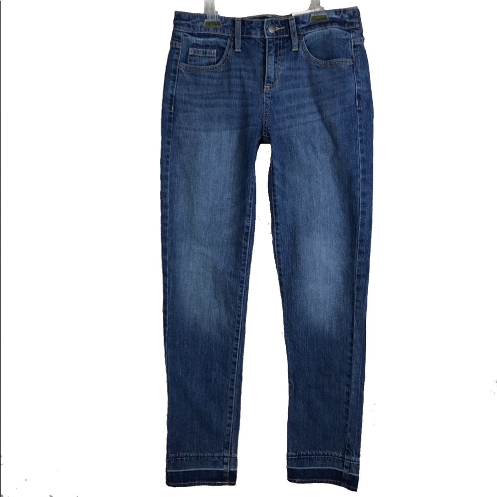 Universal Thread Mid Rise Boyfriend Jeans 24 R